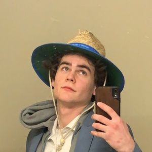 Meet your Posher, Raymond